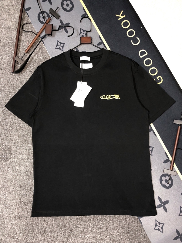 ブランドTシャツ正面デザイン